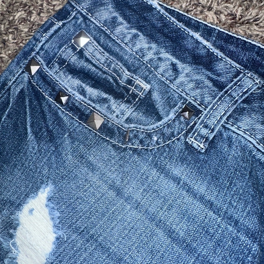 Stylish Blue Distressed Women Jeans - Picture 7 of 7